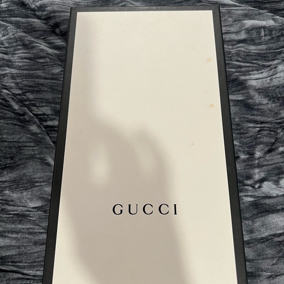 Men’s Red Gucci Rubber Slides - Picture 7 of 12